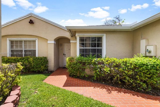 11804 NW 13th St 11804, Pembroke Pines, FL 33026