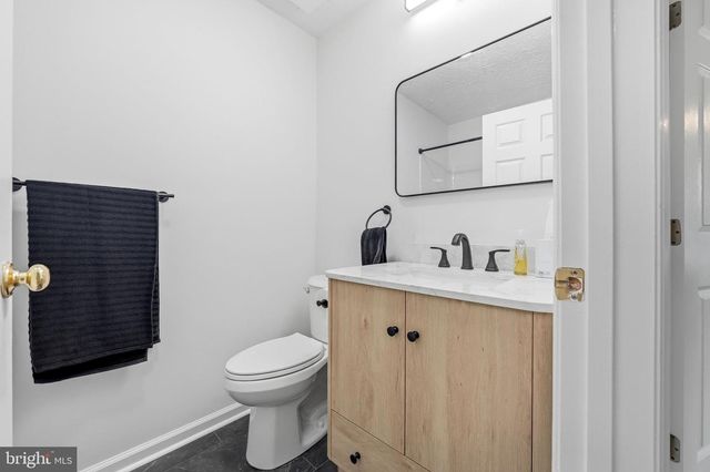 72 ELDON WAY, Marlton, NJ 08053