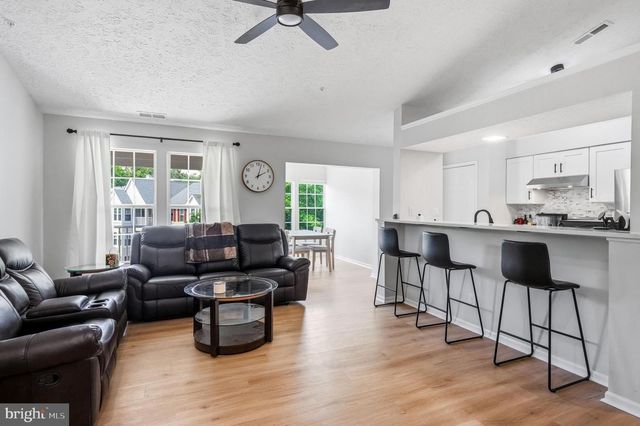 72 ELDON WAY, Marlton, NJ 08053
