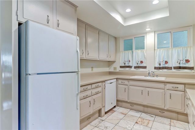 524 Calle Aragon N, Laguna Woods, CA 92637