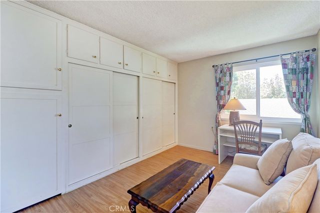 524 Calle Aragon N, Laguna Woods, CA 92637