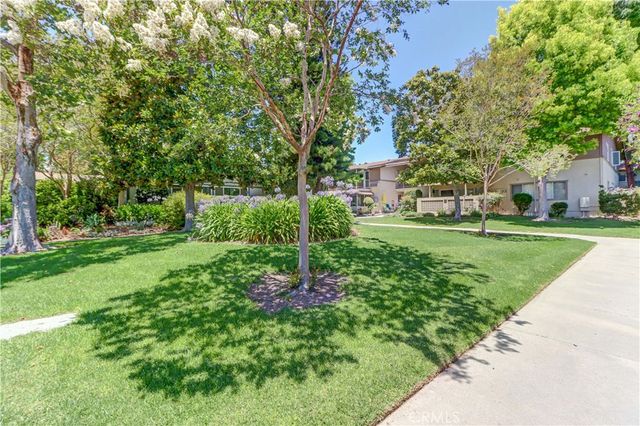 524 Calle Aragon N, Laguna Woods, CA 92637