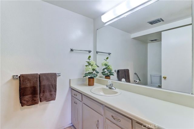 524 Calle Aragon N, Laguna Woods, CA 92637