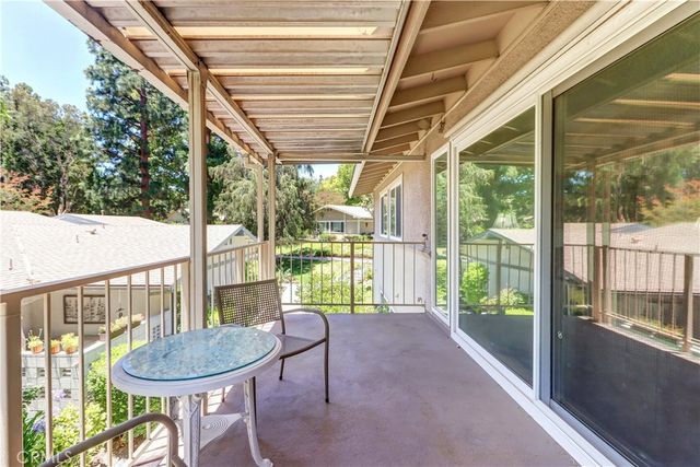 524 Calle Aragon N, Laguna Woods, CA 92637