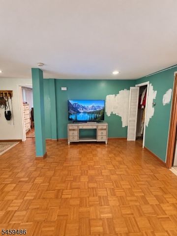 649 W Grand Ave 101, Rahway City, NJ 07065