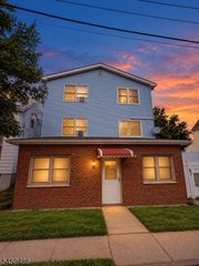 649 W Grand Ave 101, Rahway City, NJ 07065
