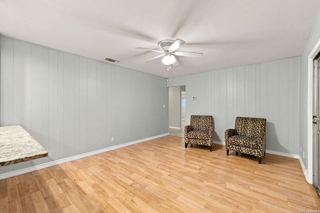 4122 RUNNING CREEK DR, San Antonio, TX 78218