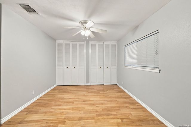 4122 RUNNING CREEK DR, San Antonio, TX 78218