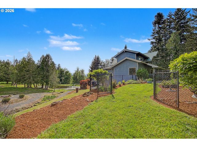 23303 Se HOWLETT Rd, Eagle Creek, OR 97022