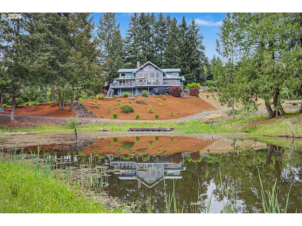 23303 Se HOWLETT Rd, Eagle Creek, OR 97022