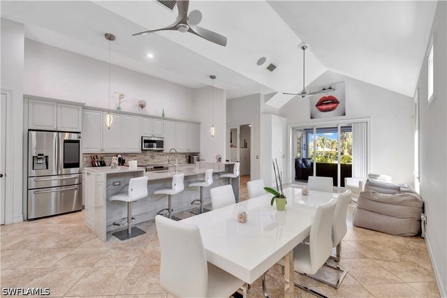 3005 Coco AVE, Naples, FL 34112