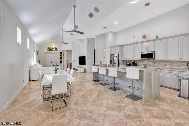 3005 Coco AVE, Naples, FL 34112