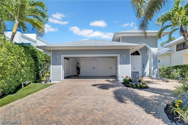 3005 Coco AVE, Naples, FL 34112