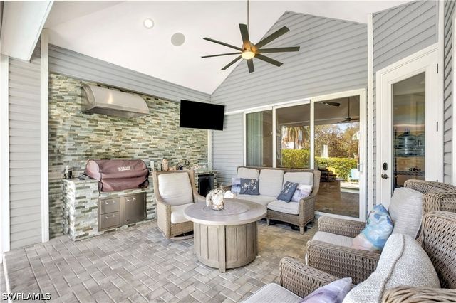 3005 Coco AVE, Naples, FL 34112