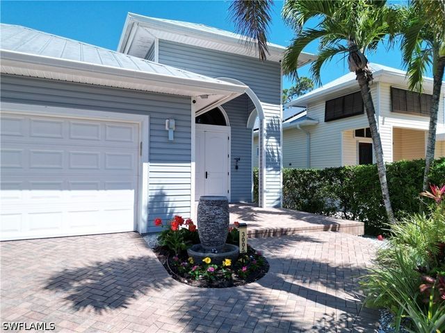 3005 Coco AVE, Naples, FL 34112