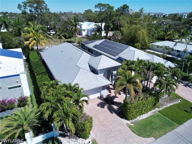 3005 Coco AVE, Naples, FL 34112