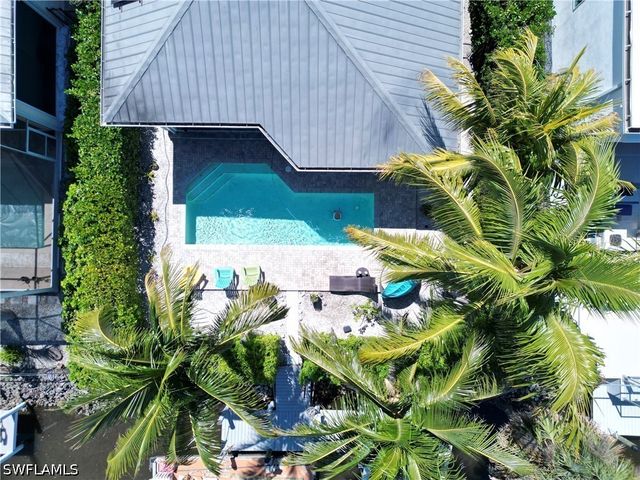 3005 Coco AVE, Naples, FL 34112