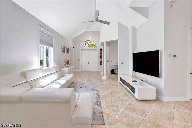 3005 Coco AVE, Naples, FL 34112