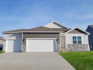 1109 33RD Court SW, Altoona, IA 50009