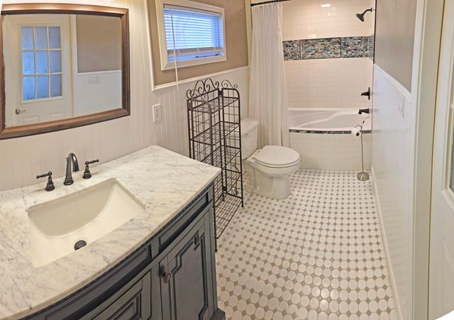 909 Cliff Drive, Branson, MO 65616