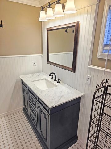 909 Cliff Drive, Branson, MO 65616