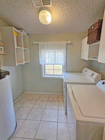 909 Cliff Drive, Branson, MO 65616