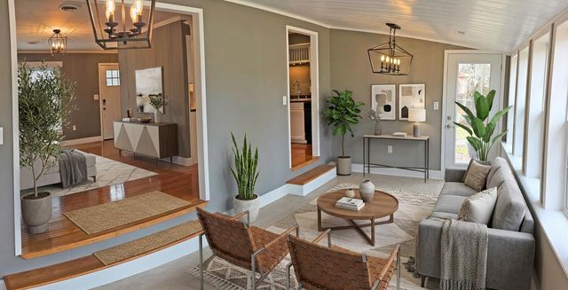 909 Cliff Drive, Branson, MO 65616