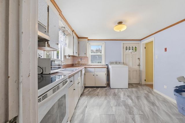 19 Voses Ct, Stoughton, MA 02072
