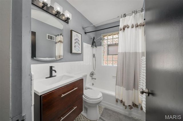 5477 Marquette Avenue, St Louis, MO 63139