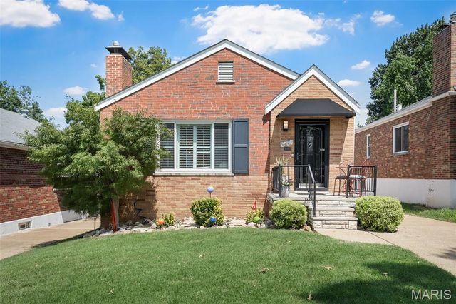 5477 Marquette Avenue, St Louis, MO 63139