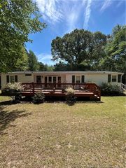 110 Kinton Drive, Willow Springs, NC 27592