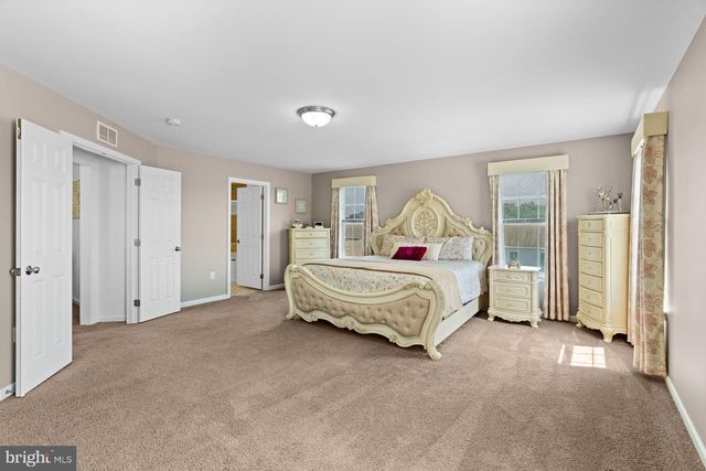 3 RYCROFT RD, Mechanicsburg, PA 17050