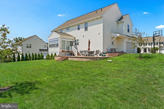 3 RYCROFT RD, Mechanicsburg, PA 17050