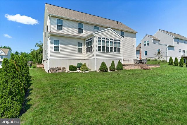 3 RYCROFT RD, Mechanicsburg, PA 17050