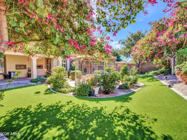 12562 W MINER Trail, Peoria, AZ 85383