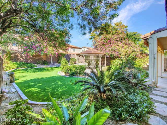 12562 W MINER Trail, Peoria, AZ 85383