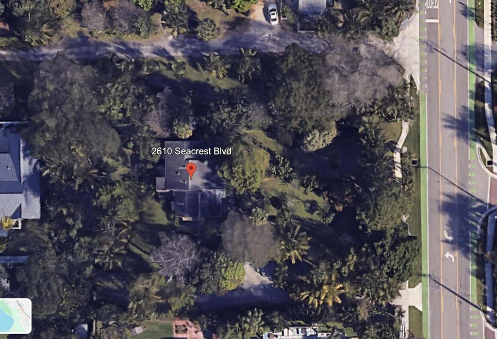2610 Seacrest Boulevard, Delray Beach, FL 33444