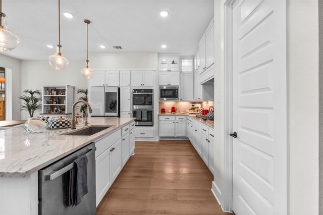 28033 Pebble Park Drive, Spring, TX 77386