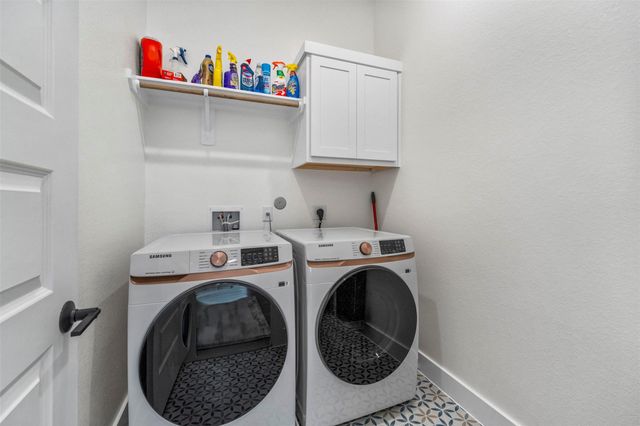 28033 Pebble Park Drive, Spring, TX 77386