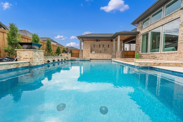 28033 Pebble Park Drive, Spring, TX 77386