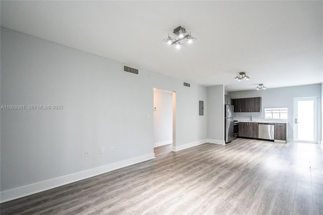 331 85th St 1, Miami Beach, FL 33141