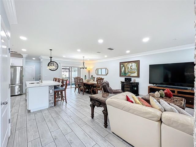 4803 APPLE BLOSSOM LANE, St Cloud, FL 34771