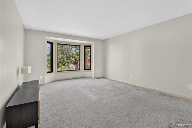 53293 Spurry Lane, New Baltimore, MI 48051