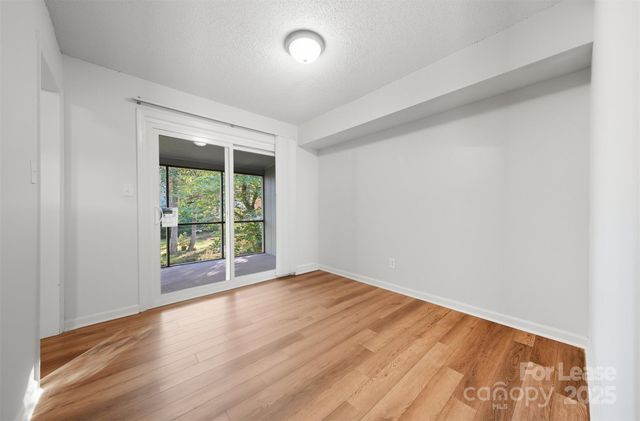 824 6th Street NW, Hickory, NC 28601