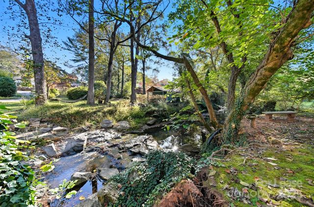 824 6th Street NW, Hickory, NC 28601