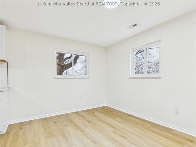 5206 Hammons Drive, Charleston, WV 25313