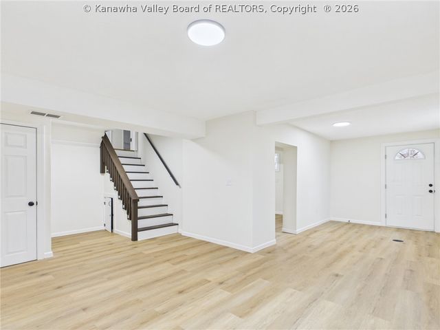 5206 Hammons Drive, Charleston, WV 25313