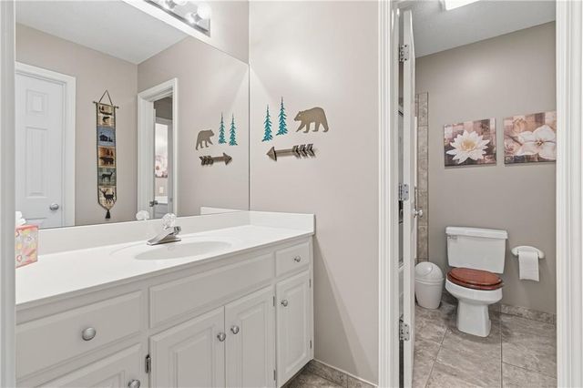 225 Misty Meadow Drive, Lee's Summit, MO 64064