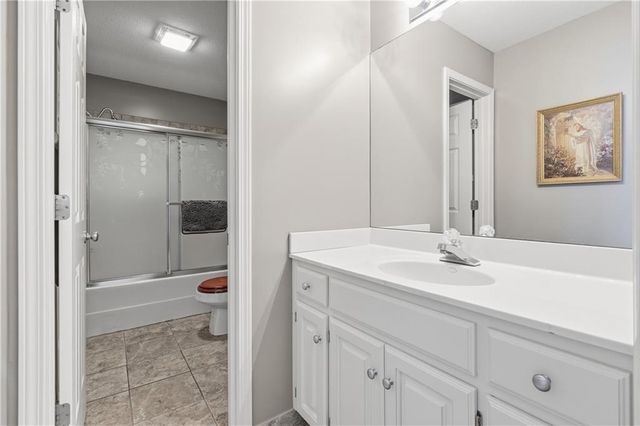 225 Misty Meadow Drive, Lee's Summit, MO 64064