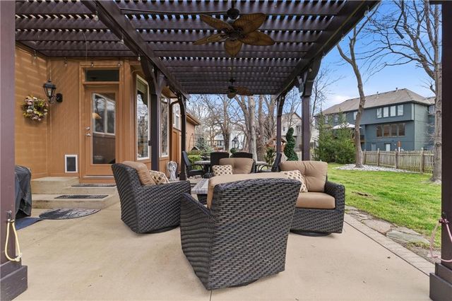 225 Misty Meadow Drive, Lee's Summit, MO 64064